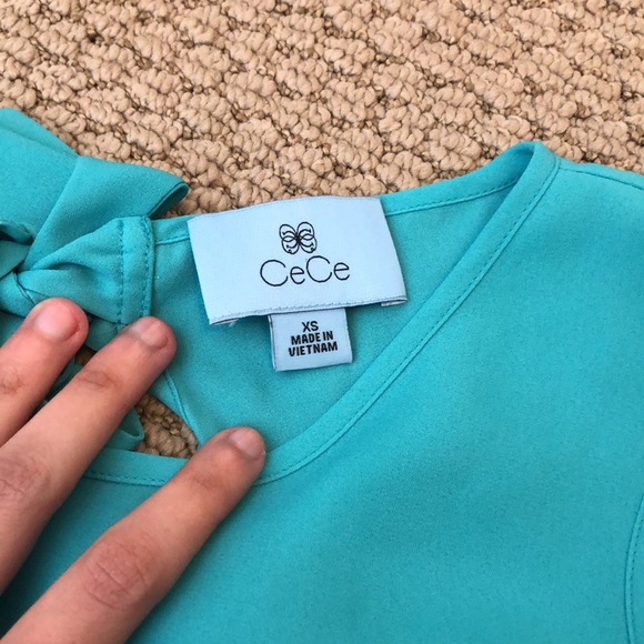 Cece Top - Picture 2 of 3